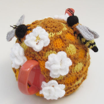 Oh Bee-Hive Honey Bee Tea Cosy