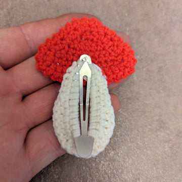 Mushroom Hair Clip English-US