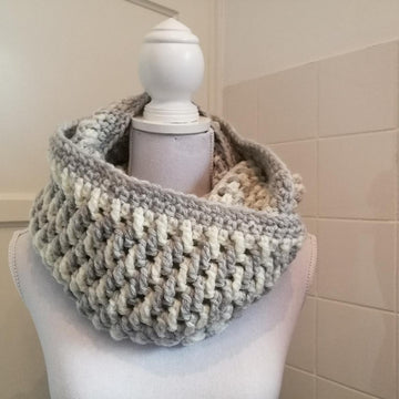 Candy Cane Infinity Scarf