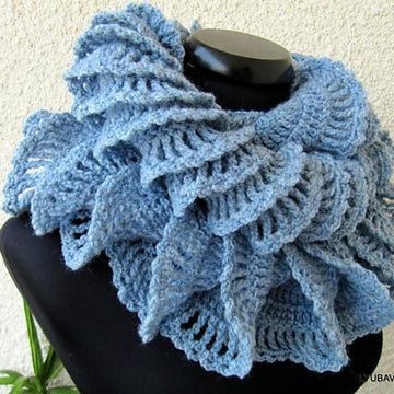 Double Ruffle Scarf Tutorial