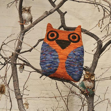 Owly cushion