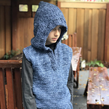 Lucas knitted vest with hood