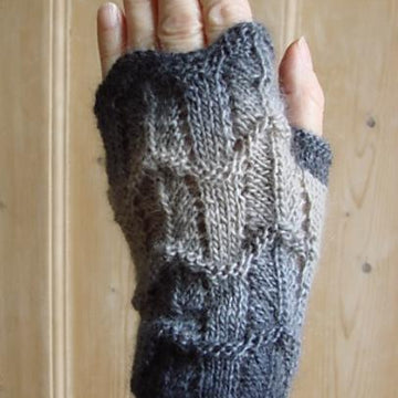 Lacy wavy fingerless mitts
