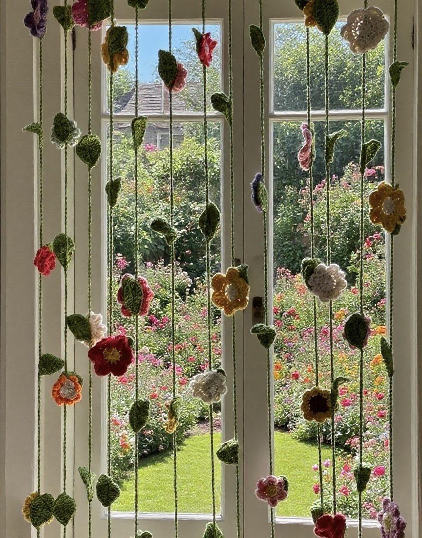 Floating Flower Curtain