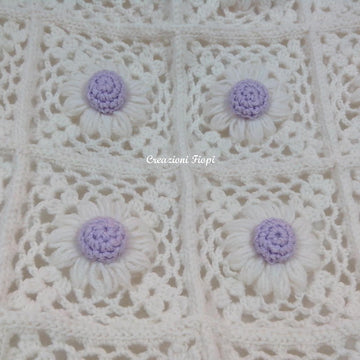 Lilac Daisy Baby blanket