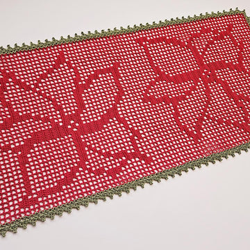 Poinsettia Table Runner