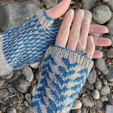 Peaks Mittens