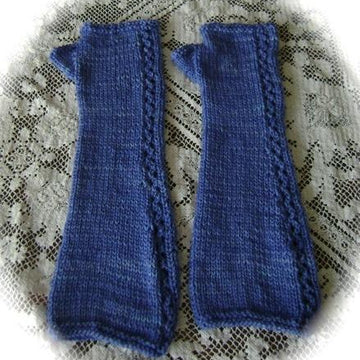 ELEGANT FINGERLESS GLOVES