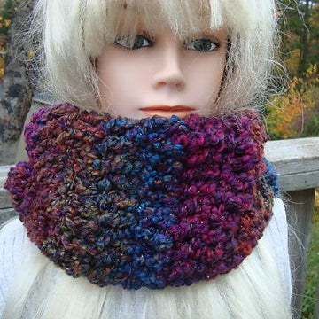 624 STELLAR WOMENS COWL SCARF