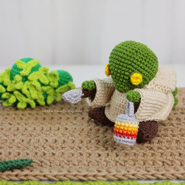 Tonberry Crochet Pattern – Chibi Hooded Creature Amigurumi (PDF)
