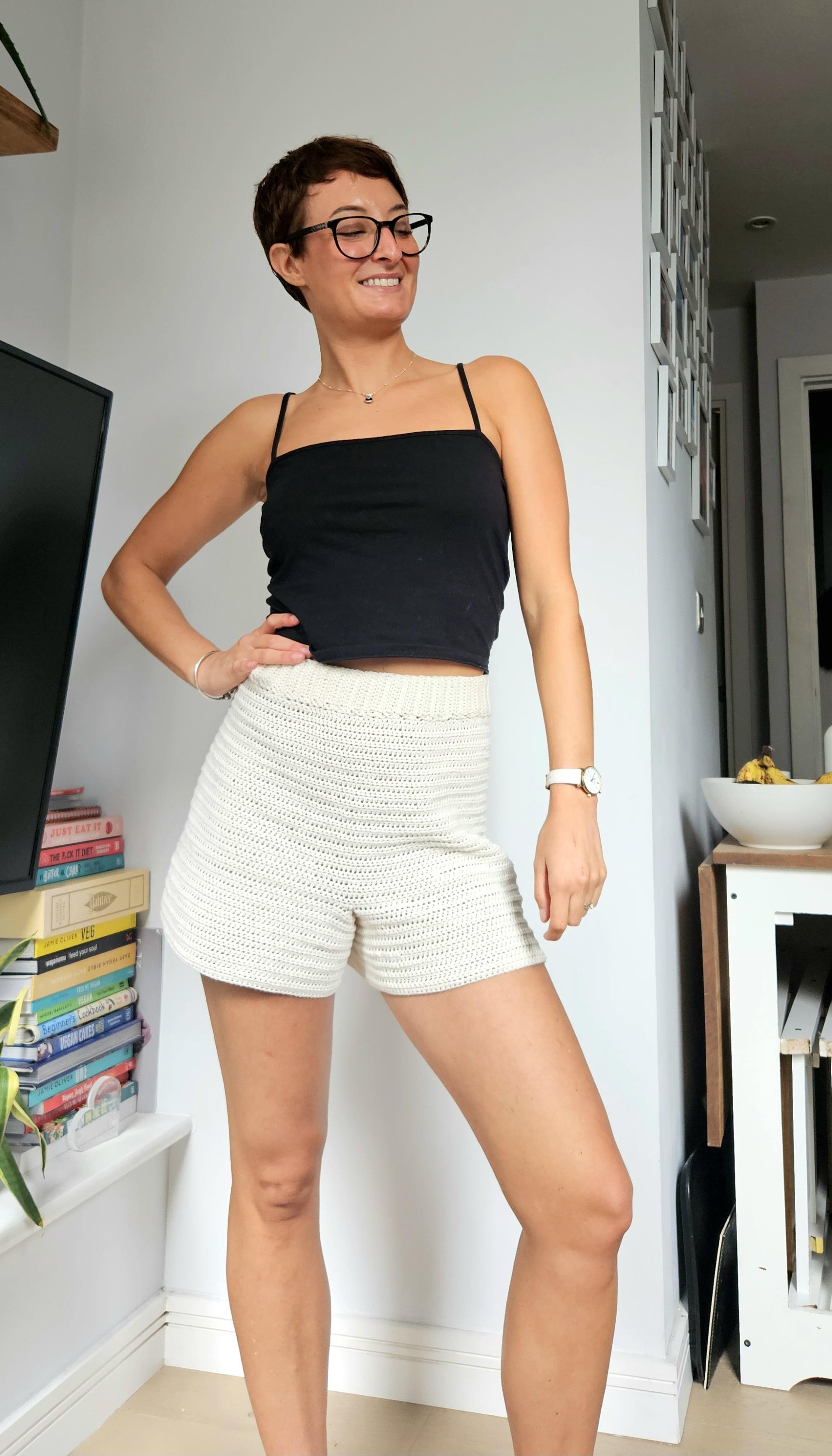 High waist elastic shorts