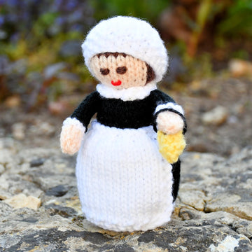 Miniature Florence Nightingale Doll Knitting Pattern - Toy Knitting Pattern