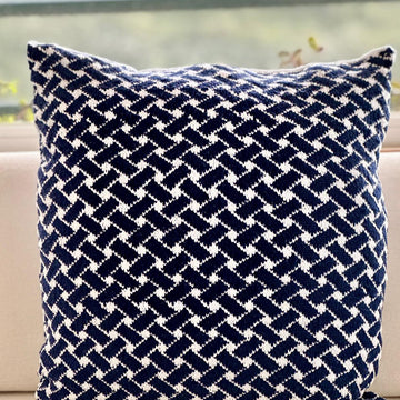 Cushion azulejo diamond