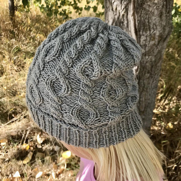 Wonder of Cables Hat