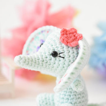Tiny luck elephant