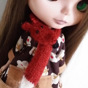 Foxy scarf for Blythe doll