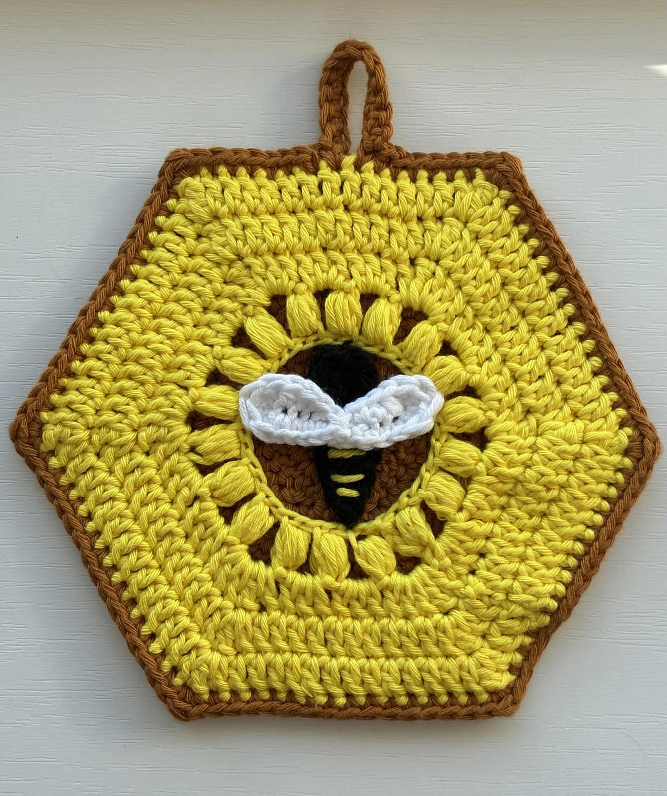 Honeybee Hot Pad