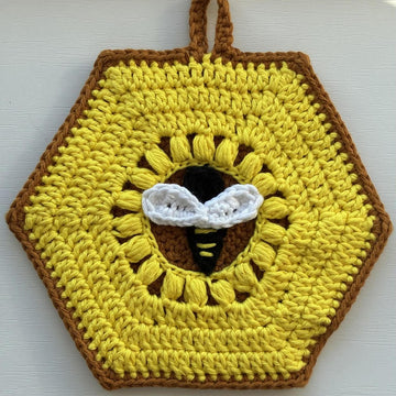 Honeybee Hot Pad