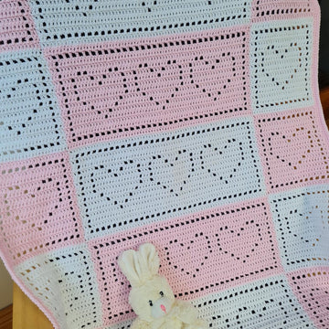 Hearts Galore Filet Blanket