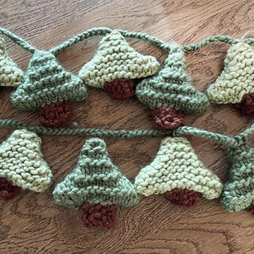 Mini Christmas Trees / Christmas Tree Garland