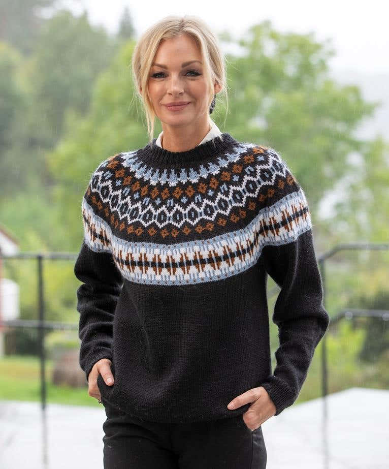 Maren Sweater in Viking Garn Alpaca Storm - Downloadable PDF
