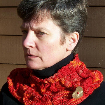 Chroi Thine (Irish = Hearts On Fire) cowl