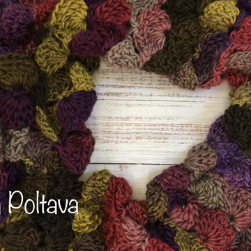 Voluminous Shells Scarf