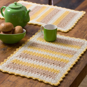 Cornmeal Mats in Red Heart Super Saver Economy Solids - WR1969