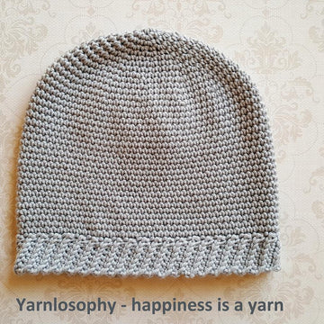 Diagonal ribbed brim beanie
