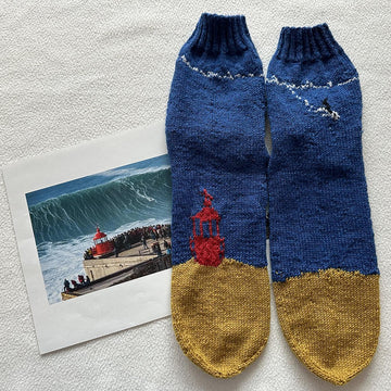 Big wave socks