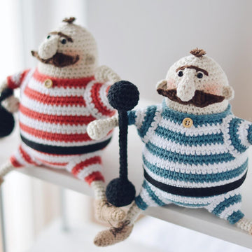 Amigurumi Doll Two Strongmen