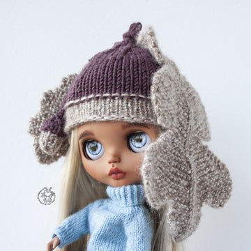 Acorn hat for doll