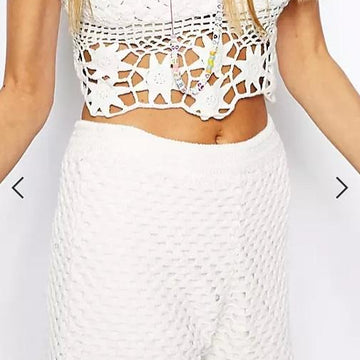 Easy Crochet Floral Bralette Crop Top.