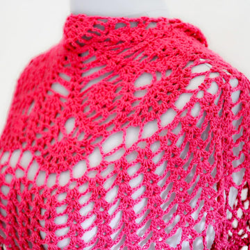 Triangular shawl "dreamcatcher"