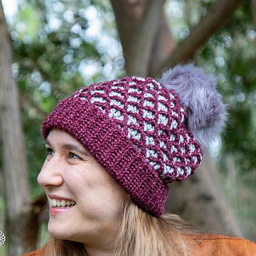 Reversible Diamonds Hearts Hat