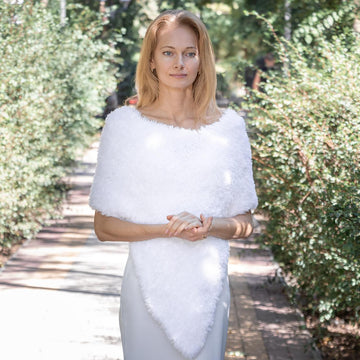 Knitting Pattern Womans Wedding Knitted Faux Fur Poncho