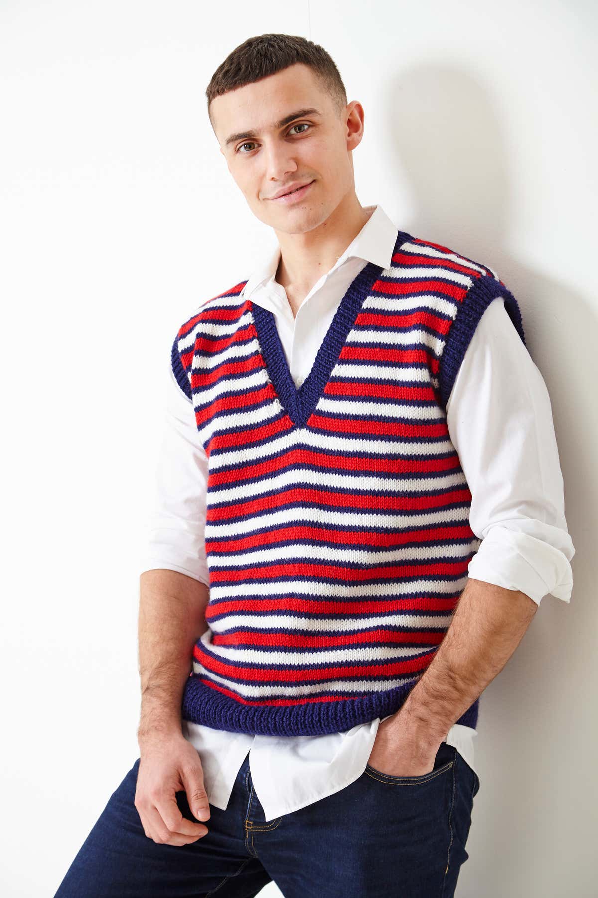 Women Top, Men Vest and Crown in King Cole Merino Blend - 6024 - Leaflet