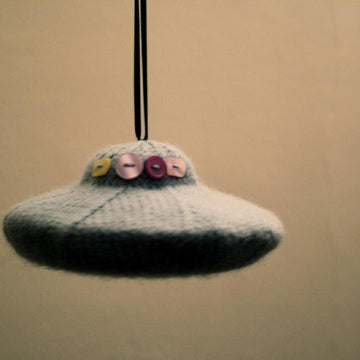 UFO (Flying Saucer)