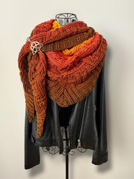 Flat Triangular Scarf "Himera"