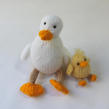 Mummy Duck and Ducklings with Accessories