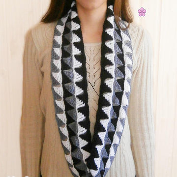 Four Crochet Circle Scarves_ PCS2