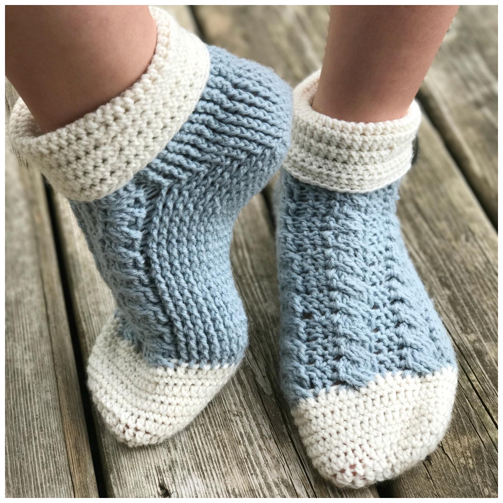 Cozy Cabin Ankle Socks