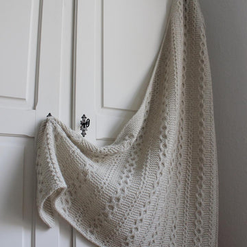 SCHNEEFLOCKEN Shawl