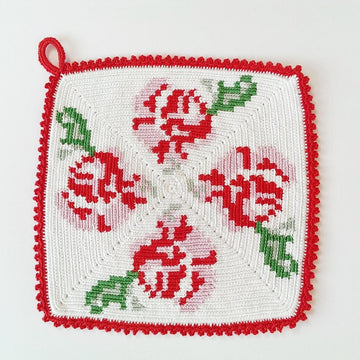 Potholder with roses