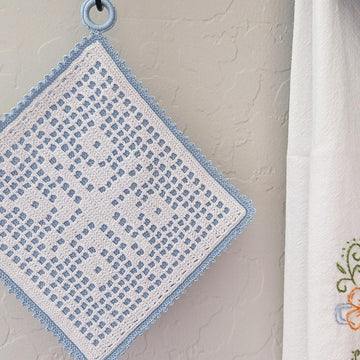 Filet Snowflake Potholder