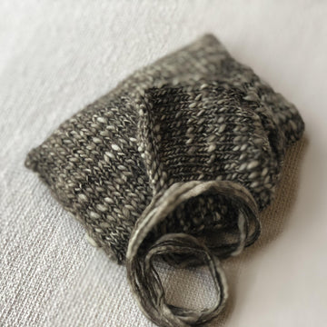 Abel bonnet and pillow set
