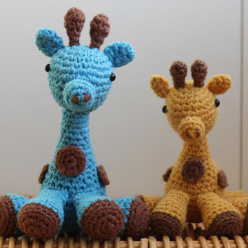 Crochet amigurumi giraffe