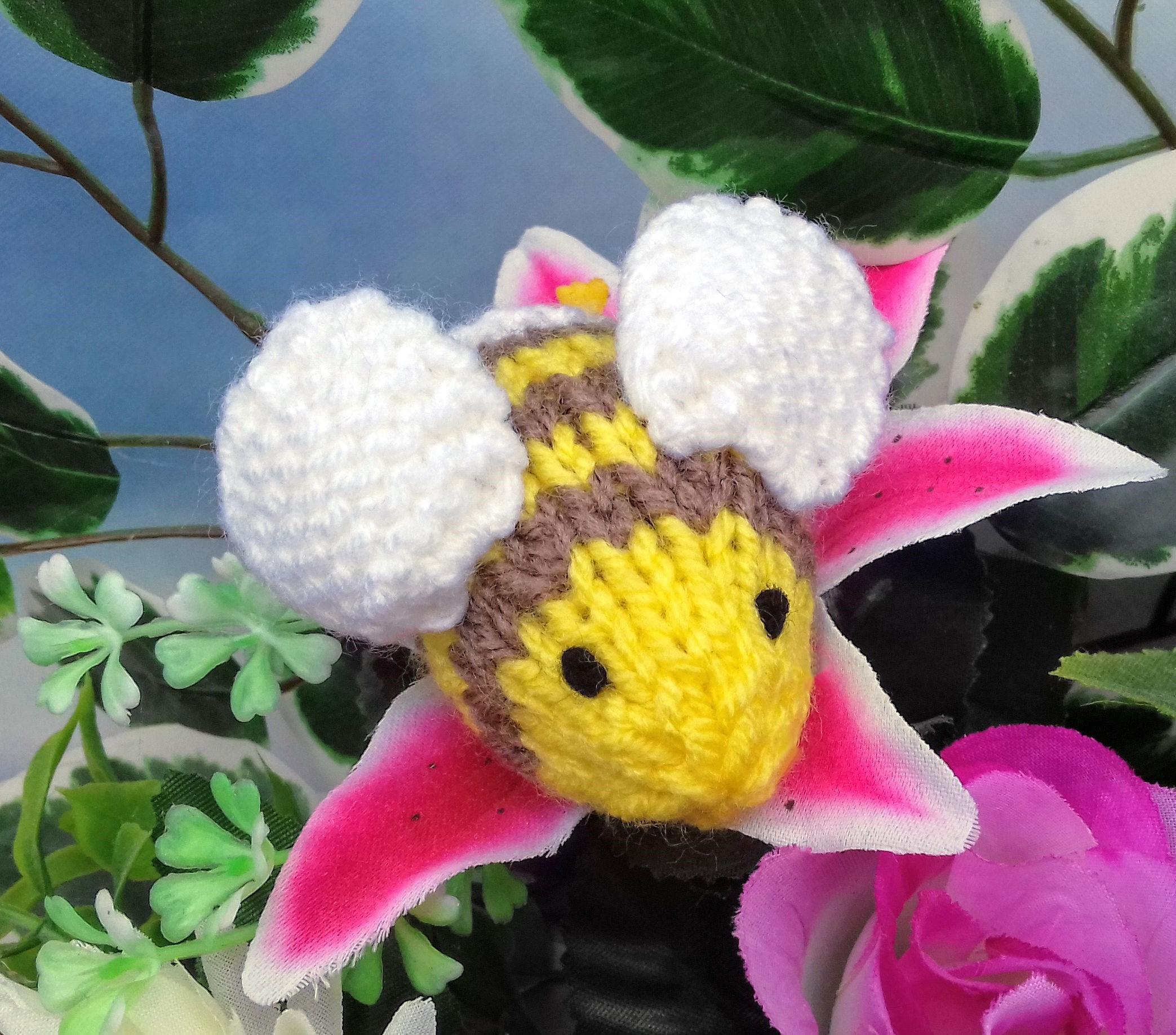 Bee Happy - Creme Egg Covers