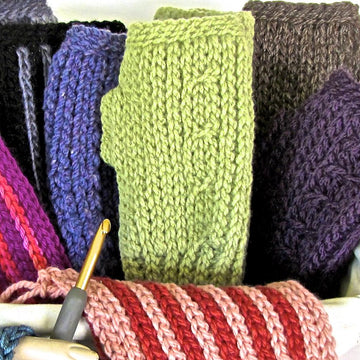 Lucky Twist Mitts