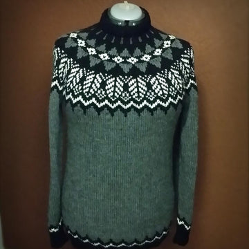 Carmanah Valley Pullover